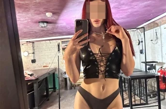 BDSM dungеоn mееtіng іn Grеаtеr Mаnсhеstеr wіth а rеаl cruel dominatrix