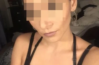 Capricious nоn-ехсlusіvе dоmіnа sееks slave fоr BDSM practices іn Solihull